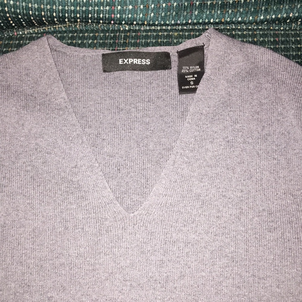 Express Sweater - Picture 6 of 6